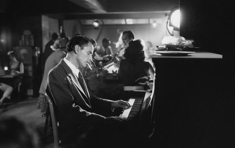 galleries/2015/12/12/the-100th-birthday-of-frank-sinatra-photos/151212-tdb-frank-sinatra-07_jvnl2e