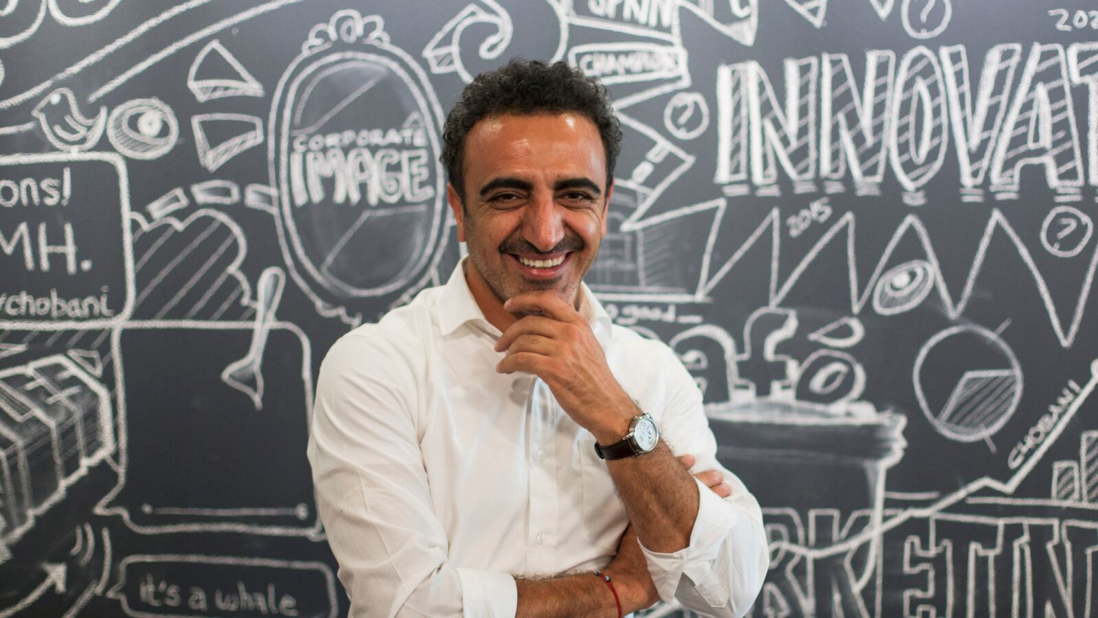 cheats/2014/04/04/chobani-allegedly-stole-recipe/140404-chobani-cheat_agrgxc