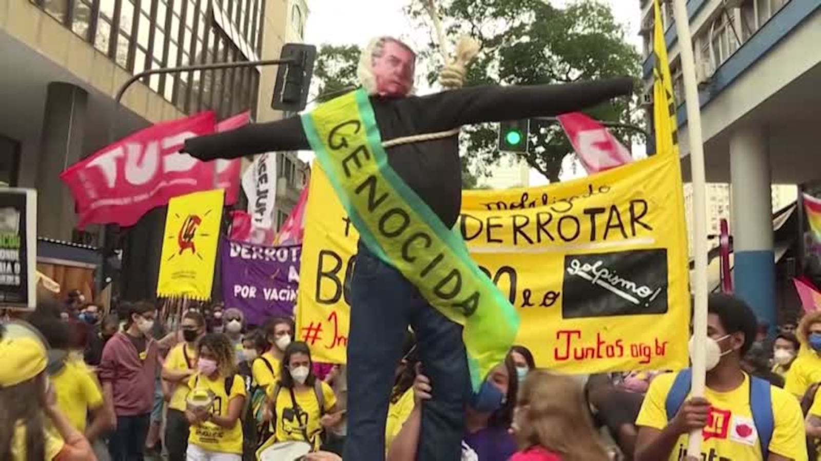 2021-09-07T190148Z_1_LVA002ETQ1SG7_RTRWNEV_E_2197-BRAZIL-POLITICS-PROTESTS_m3e0at