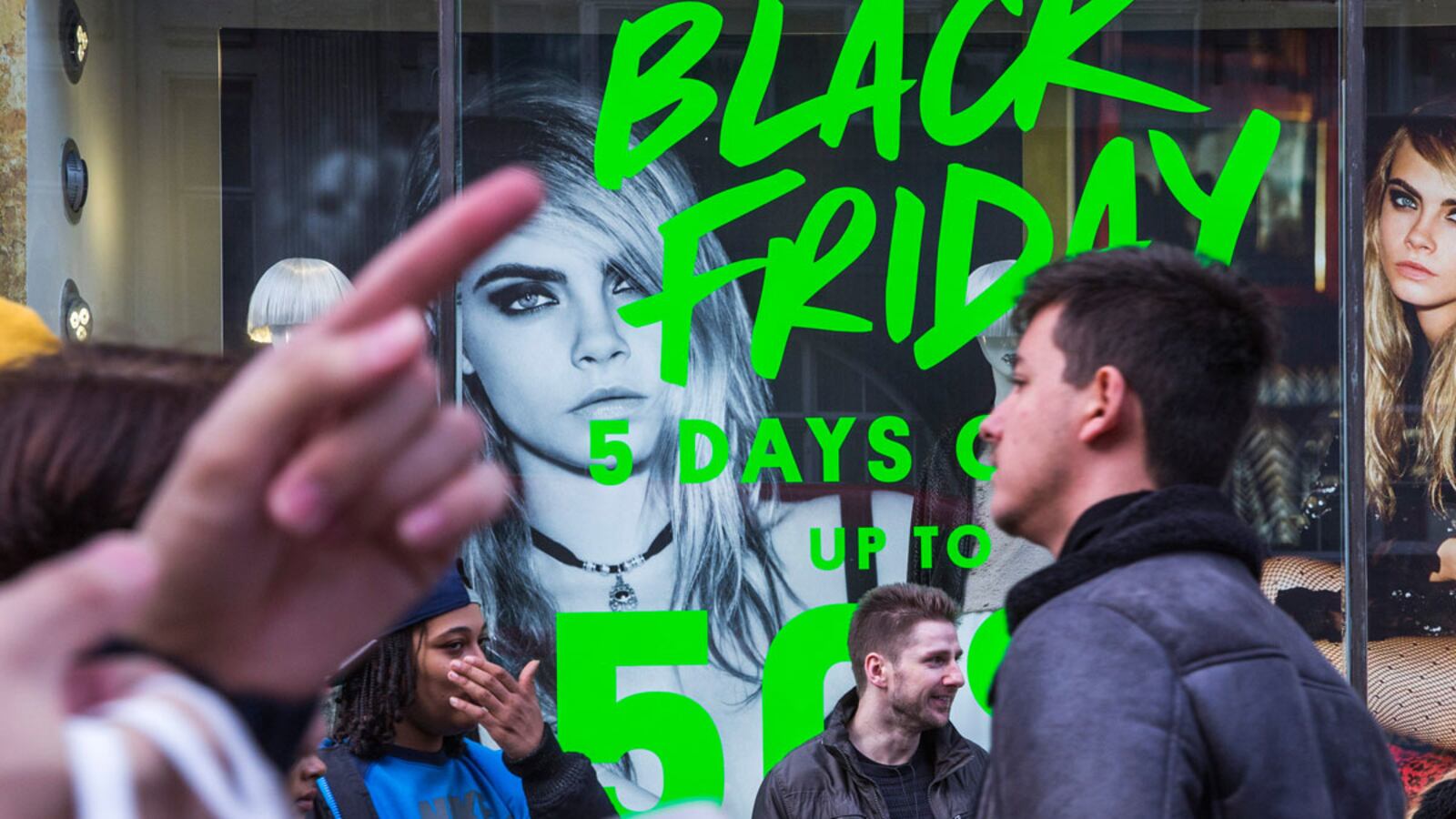 cheats/2014/12/01/black-friday-sales-slip-11/141201-black-friday-cheat_eefubb