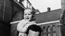 articles/2009/06/11/happy-birthday-dad/bush-bush-1_ak9k5k