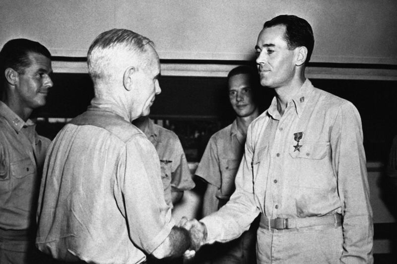 galleries/2012/05/28/elvis-presley-clint-eastwood-more-stars-who-served-in-the-military-photos/henry-fonda-stars-who-served-military_lfkpmx