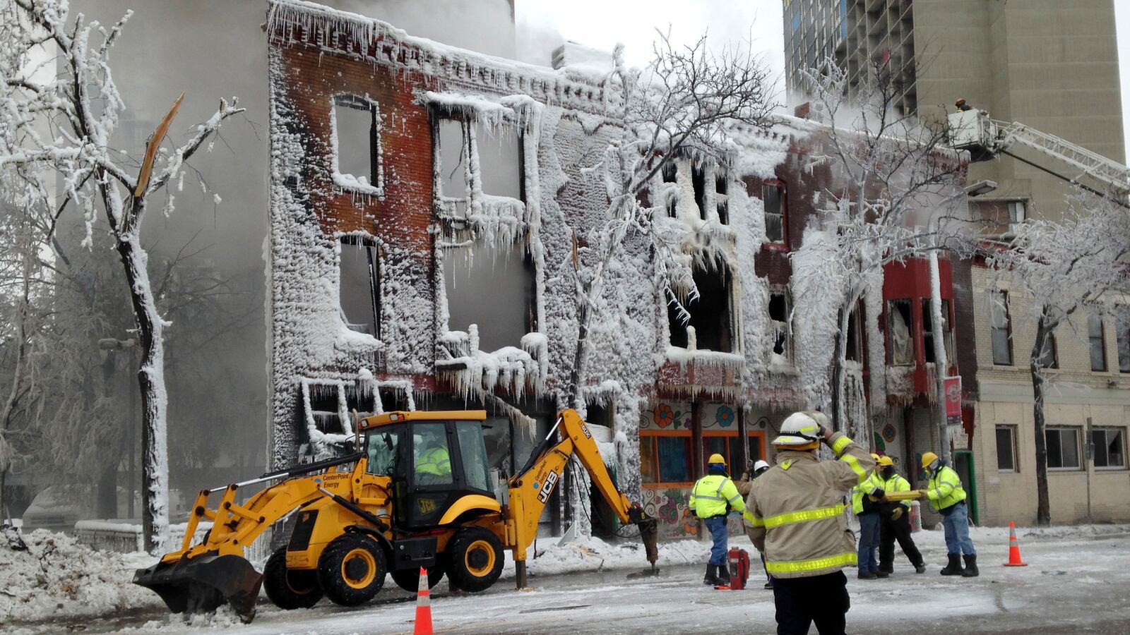 cheats/2014/01/03/body-found-in-minn-building/140103-minn-explosion-cheat_fcp62d