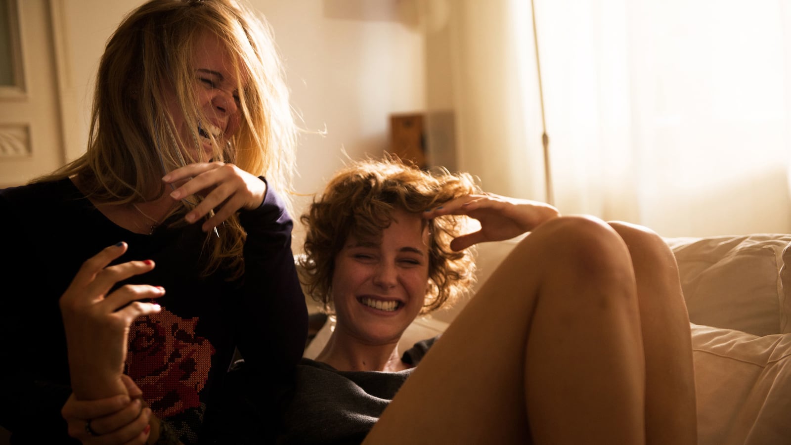 articles/2014/01/17/wetlands-about-a-bodily-fluid-obsessed-german-teen-is-sundance-s-raunchiest-film/140115-stern-wetlands-tease_lfhwg3