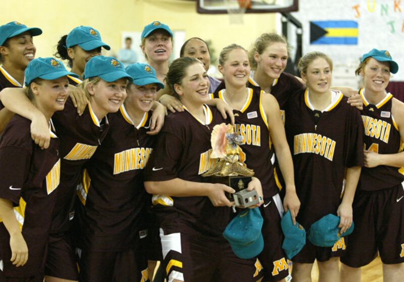 galleries/2011/01/09/smartest-college-sports-teams/smart-colleges---minnesota_mfhx3y