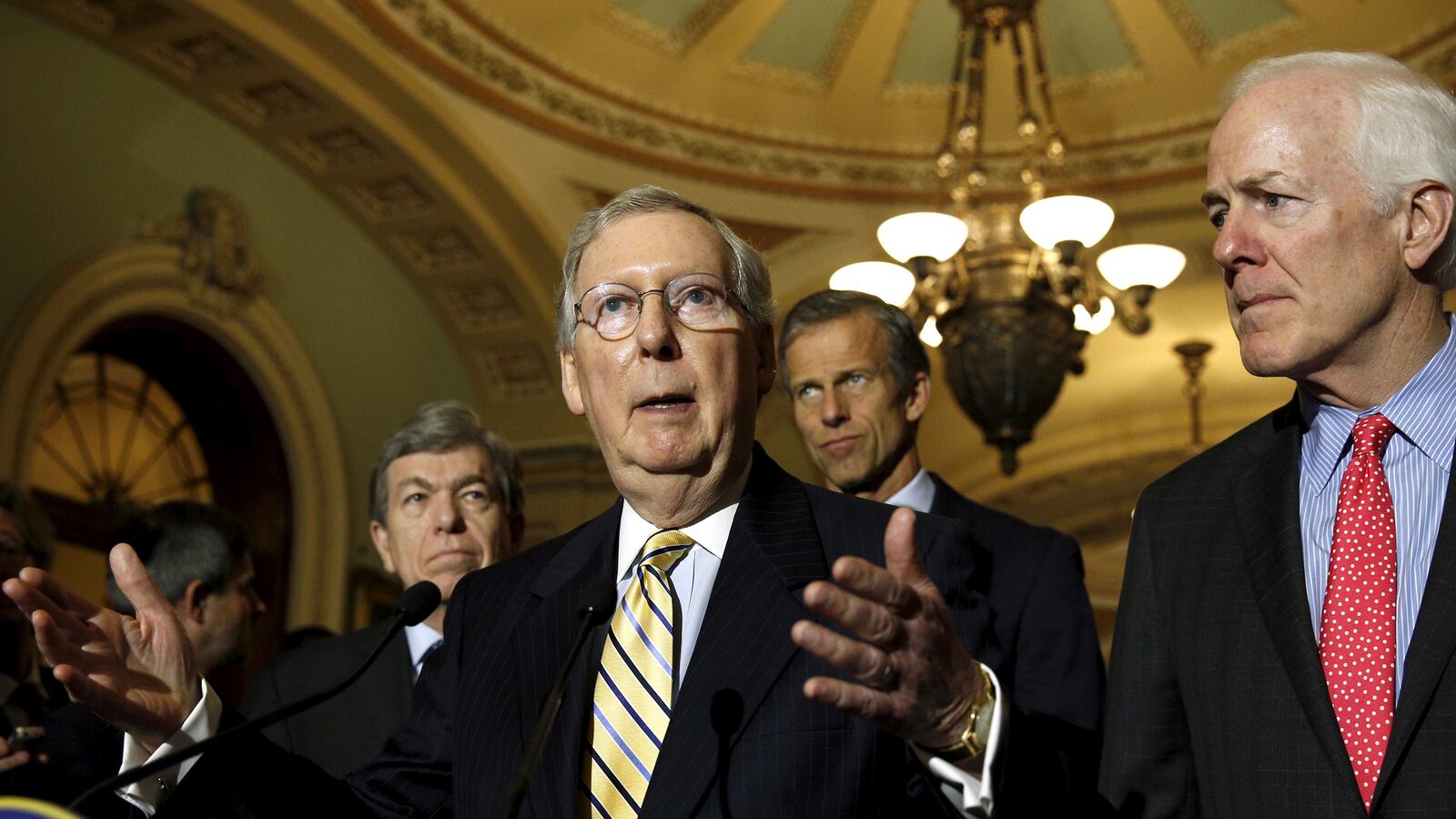 articles/2015/05/23/senate-leaves-dc-without-surveillance-ok/150523-harris-senate-nsa-tease_pblnwp