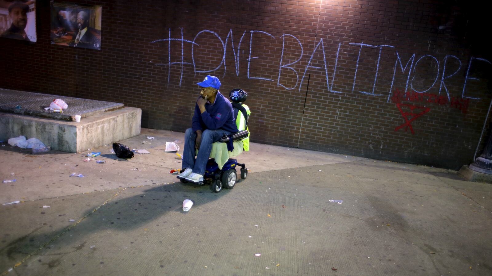 cheats/2017/03/02/7-baltimore-cops-arrested-on-racketeering-charges/170301-baltimore-cops-racketeering-cheat_crtz5z