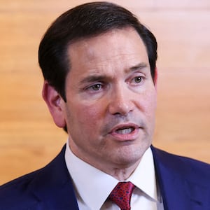 Marco Rubio, Iran