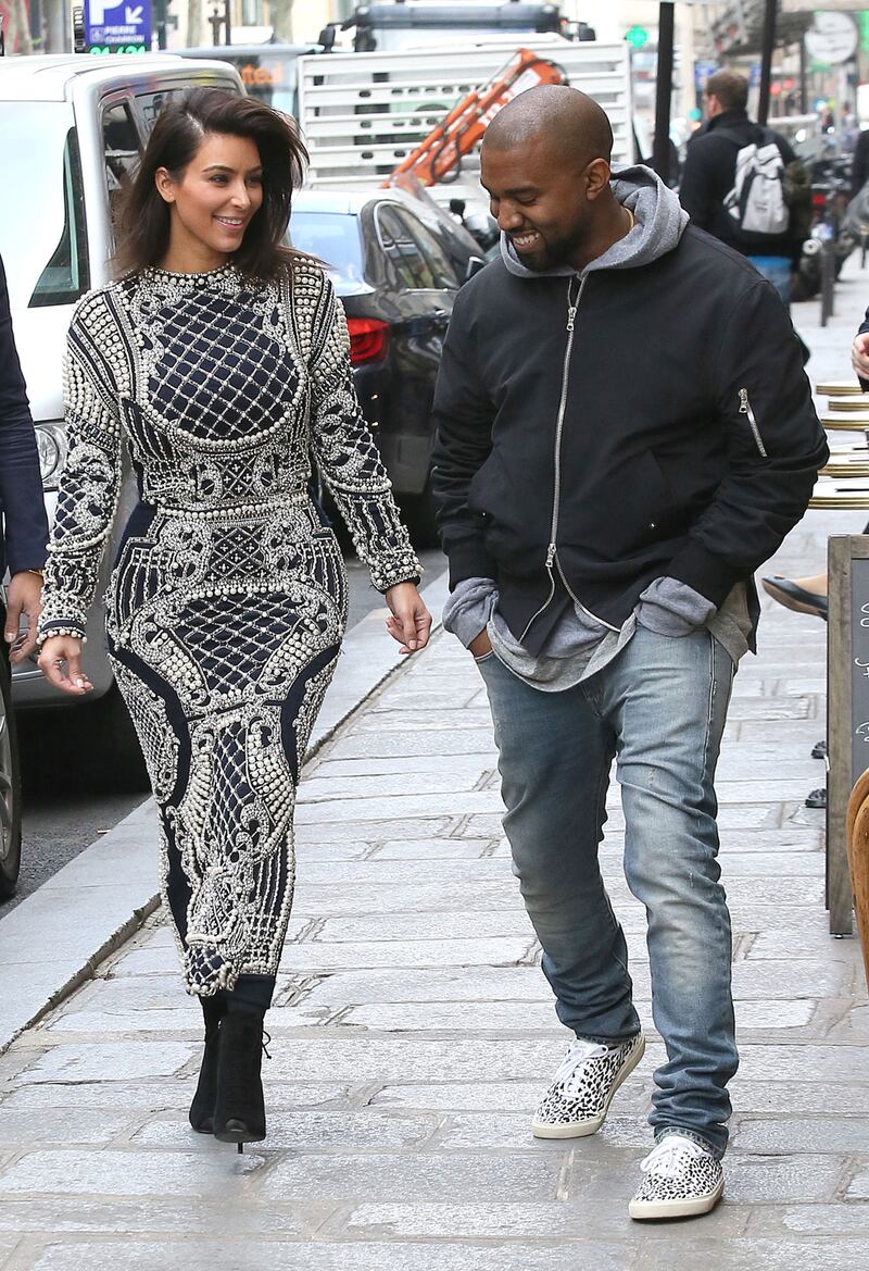 galleries/2014/05/24/kim-kardashian-fashion-lookbook/140417-best-worst-kim-kardashian_txcv0l