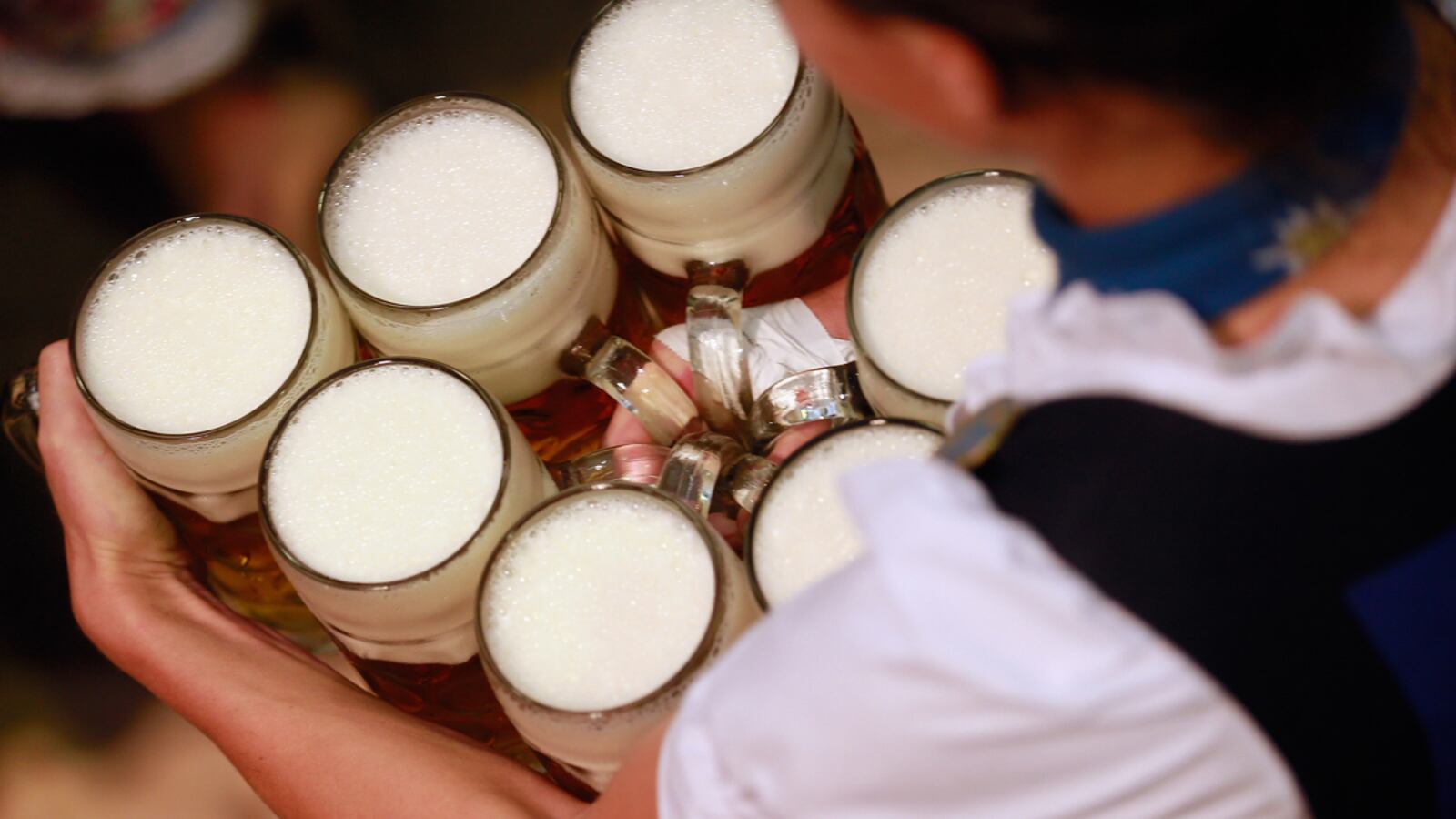galleries/2012/09/28/fall-s-least-caloric-beers-photos/least-caloric-beers-tease_lmzrsx
