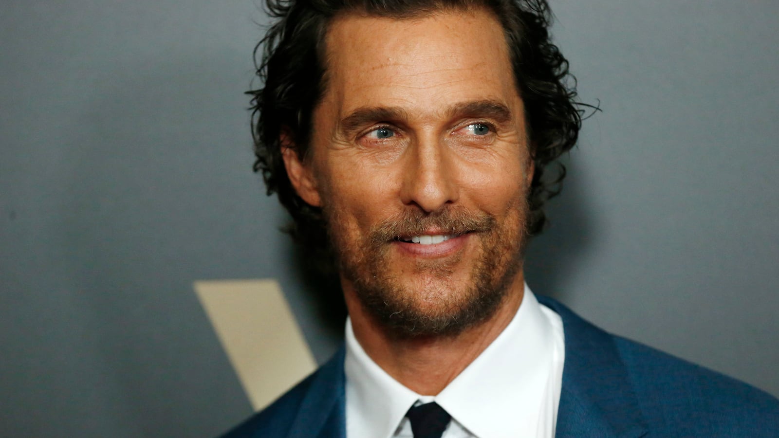 cheats/2017/02/02/matthew-mcconaughey-time-to-embrace-trump/170202-mcconaughey-trump-bbc-cheat_dfukwc