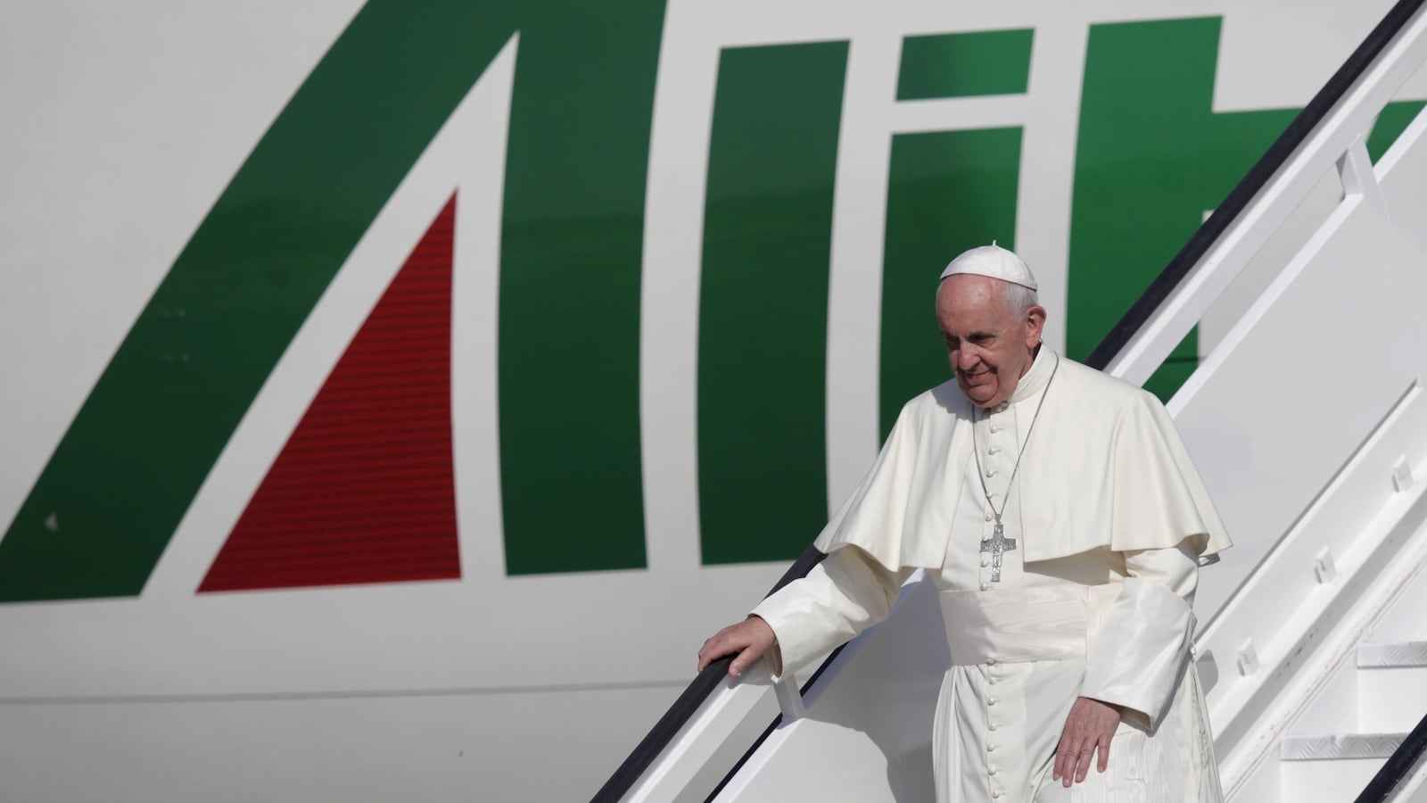 cheats/2015/09/21/congress-blocked-from-touching-pope/150921-pope-cheat_jhqo4c