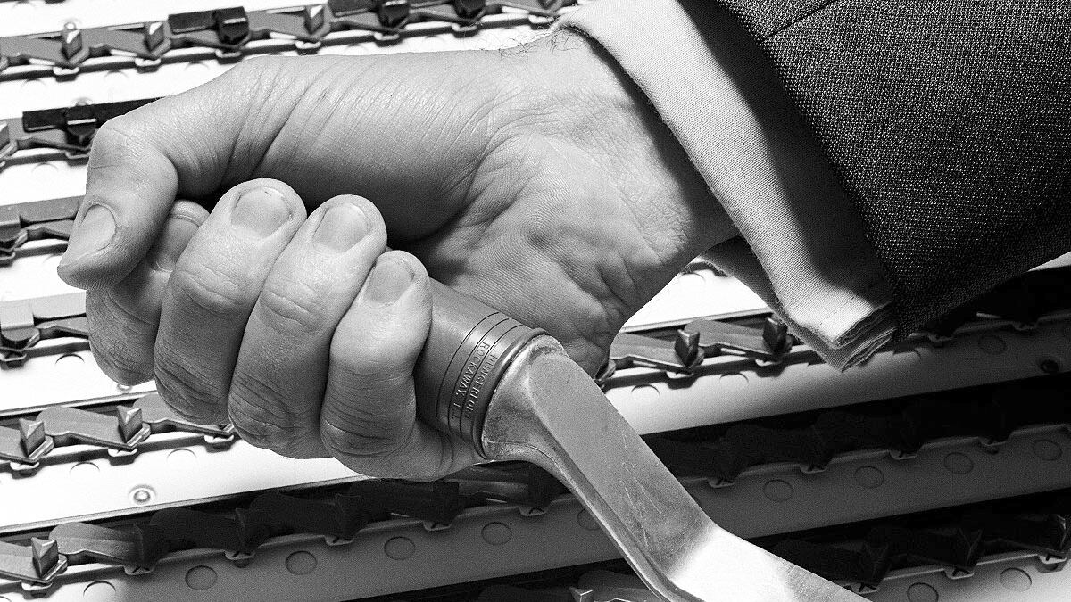 articles/2012/09/14/from-gore-to-kennedy-democrats-have-their-own-shady-voter-id-past/vote-lever-cheat_saj18c