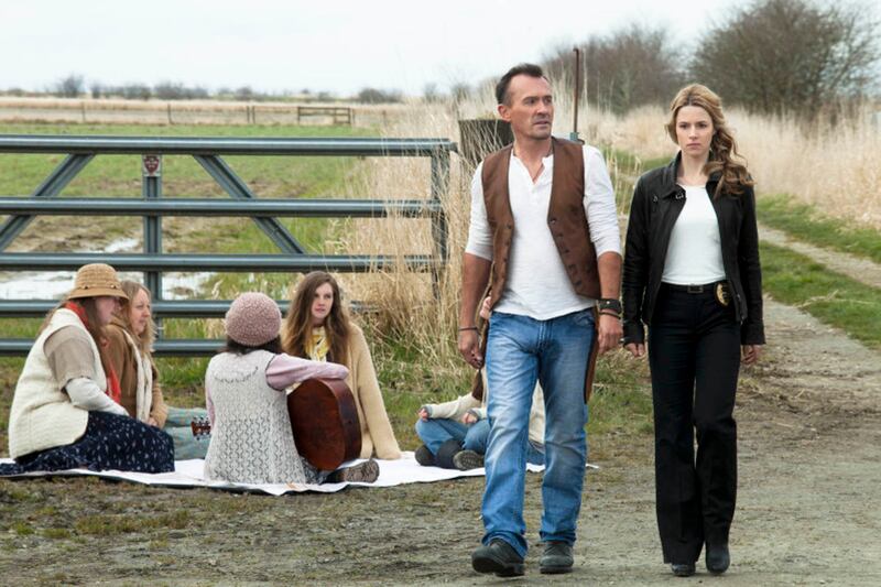 galleries/2012/05/09/tv-upfronts-2012-nbc-abc-cbs-fox-and-the-cw-announce-schedules/gal-tv-upfront-cw-cult_jzwssy