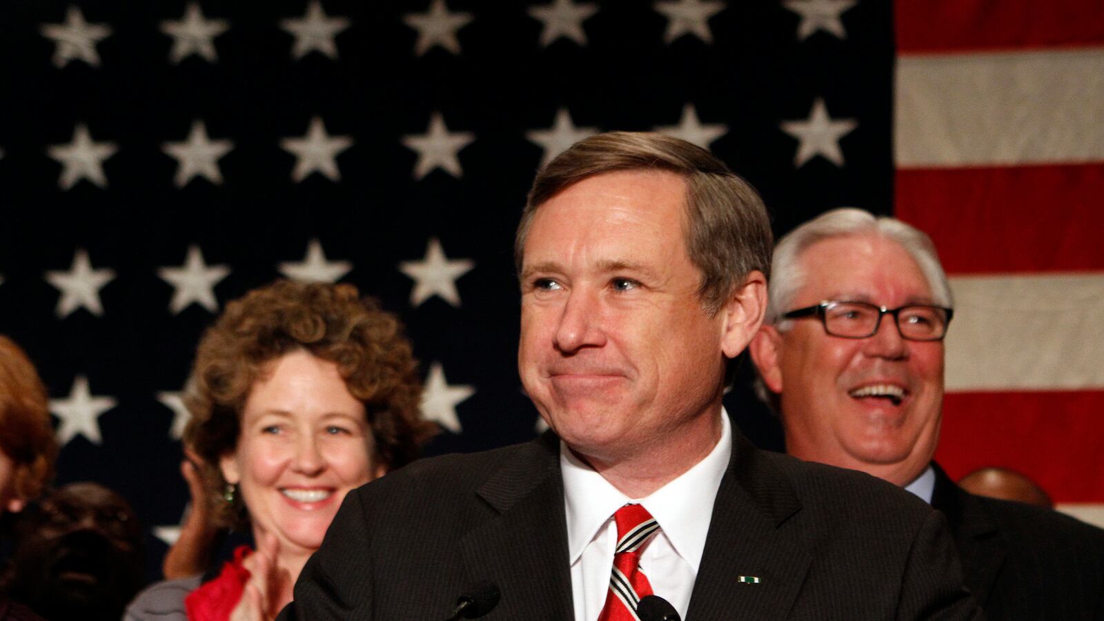 articles/2013/11/19/gop-defies-obama-on-iran-sanctions0/sen-mark-kirk-openz_s2lknw