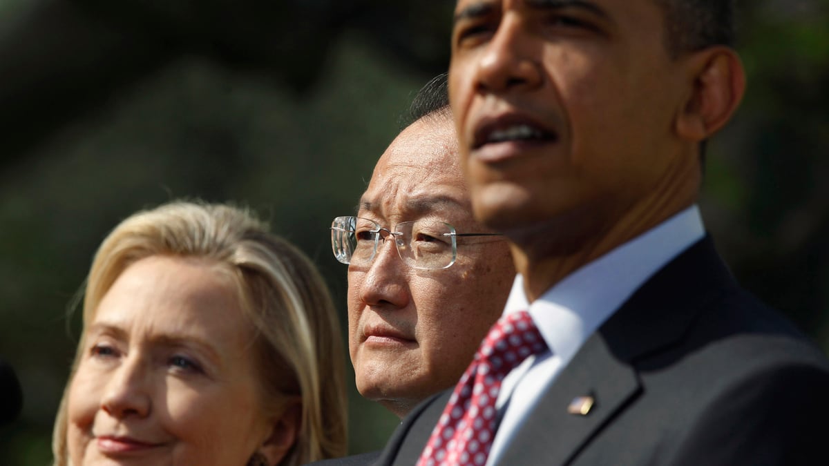 articles/2012/03/24/jim-kim-obama-s-bold-pick-to-lead-the-world-bank/jim-yong-kim-karabell_mtnetw