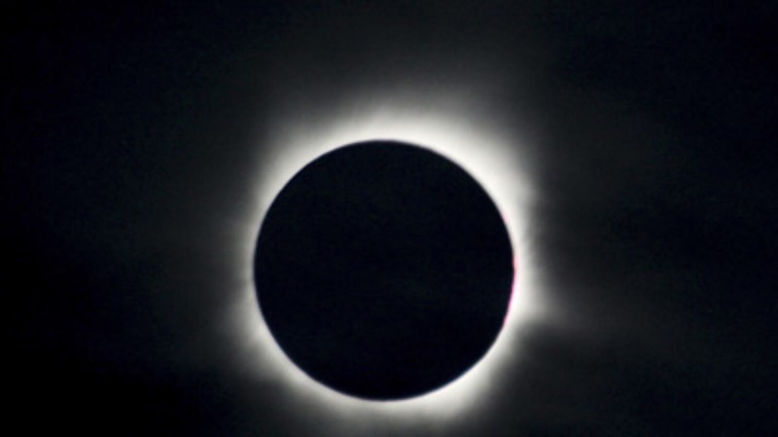 cheats/2009/07/21/solar-eclipse-wows-india/eclipse_t6sbir