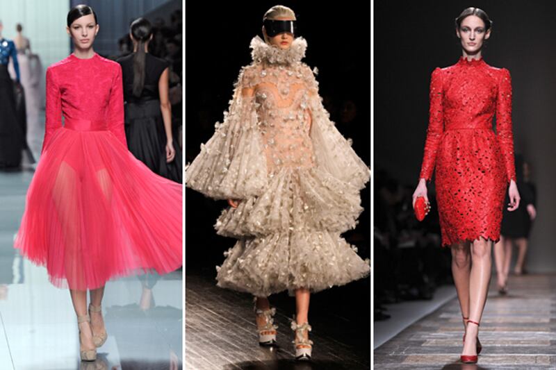 galleries/2012/03/07/louis-vuitton-alexander-mcqueen-and-more-paris-fashion-week-fall-winter-2012-photos/paris-fashion-wrap-teaser_zxchtg