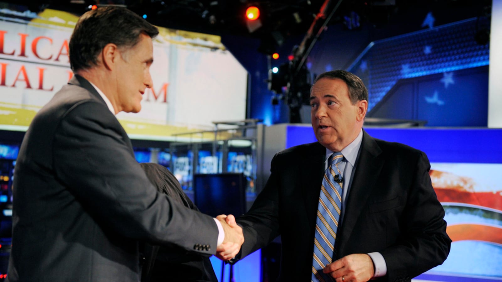 articles/2011/12/04/huckabee-grills-gop-candidates-in-republican-presidential-forum/huckabee-grills-the-gop-grove_f0ibib