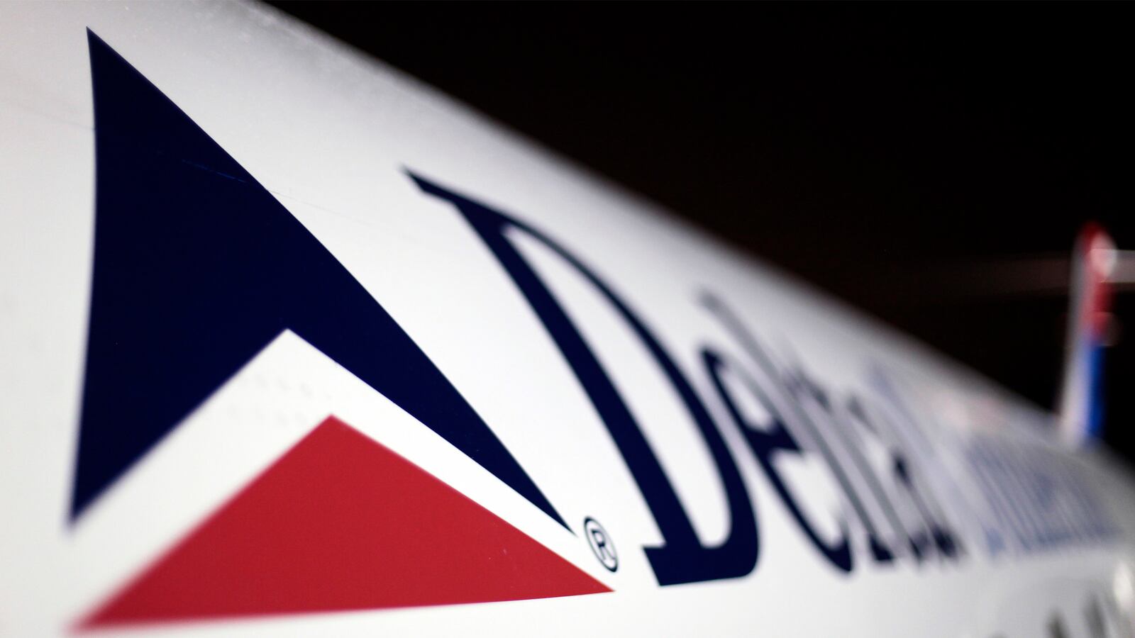 cheats/2014/07/29/delta-flights-to-offer-free-tv-movies/140729-delta-entertainment-cheat_viyhxg