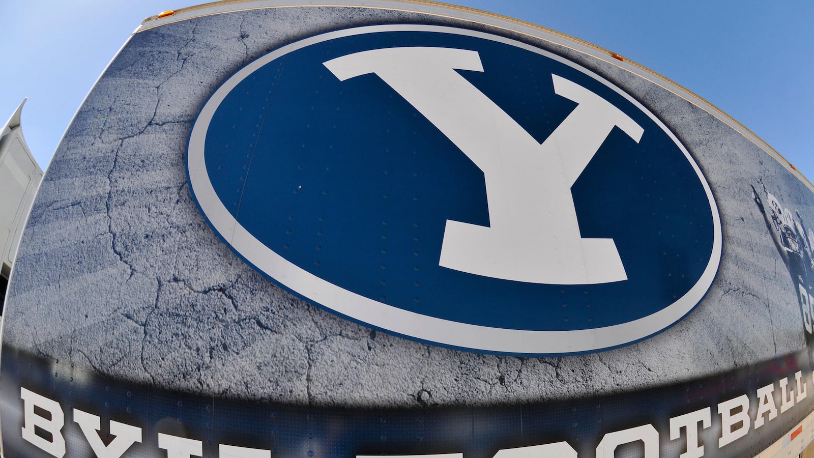 articles/2016/08/09/can-a-football-boycott-make-byu-gay-friendy/160809-allen-byu-tease_vhzhn2