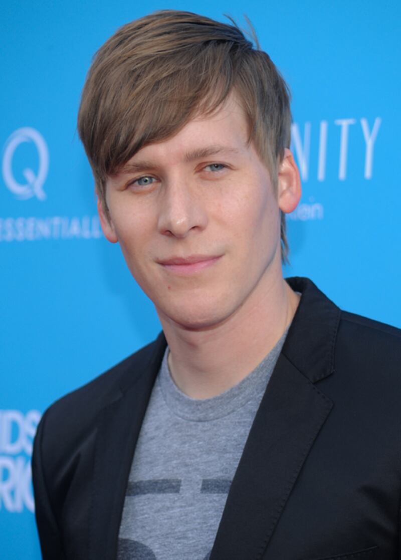 galleries/2010/11/06/celebrity-nude-photo-scandals/celeb-photo-leaks---dustin-lance-black_lsbkbt