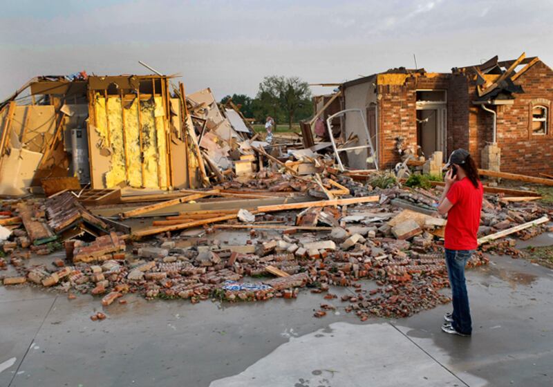 galleries/2011/05/23/tornado-states/tornado-states---oklahoma_ggxgfv