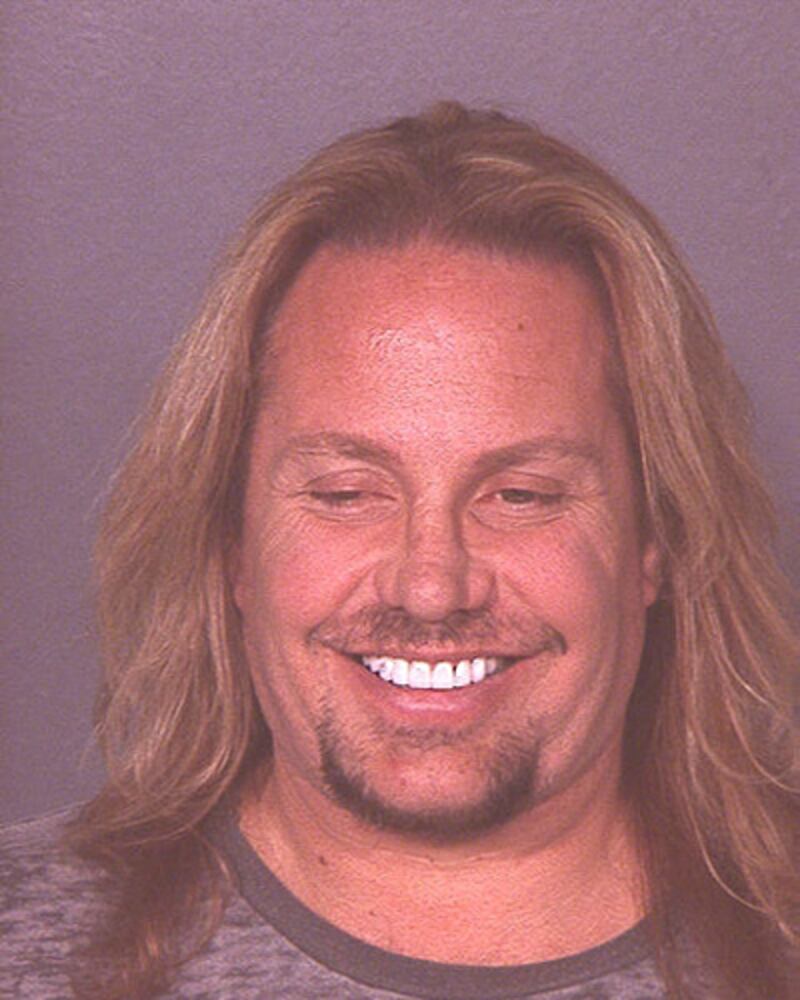 galleries/2012/01/18/kasey-kahl-shia-labeouf-and-more-celebrities-with-happy-mugshots-photos/happy-mugshots-vince-neil_lpt2rv