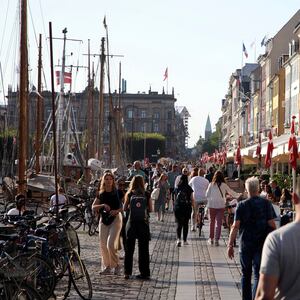 220131-denmakr-covid-life-tease-01_diyrzv