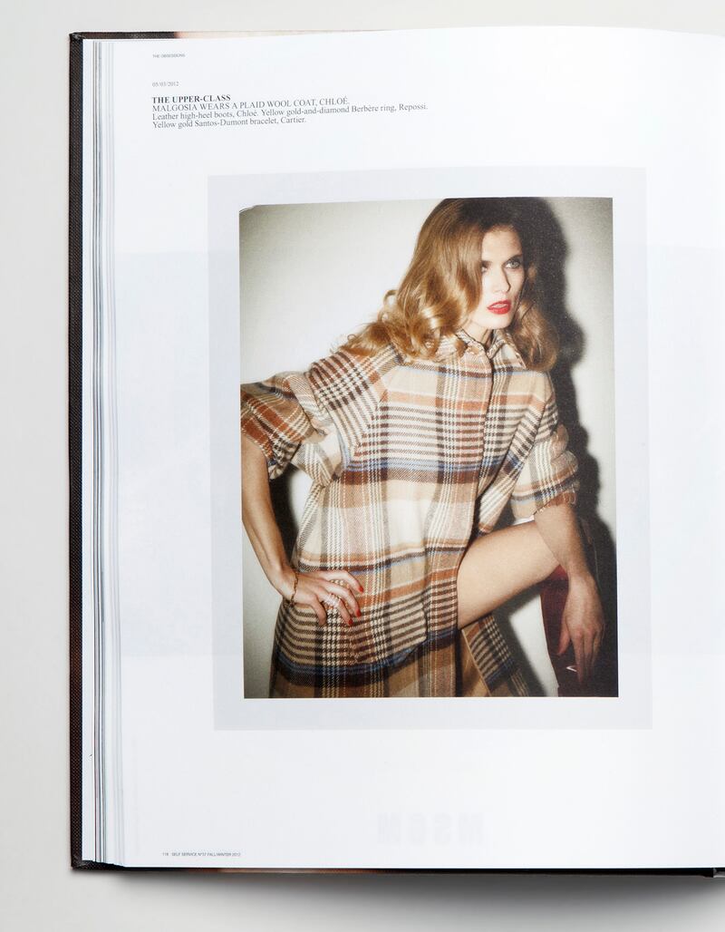 galleries/2013/10/30/the-best-of-chloe-attitudes-photos/131029-chloe-anniversary-31_luj6we