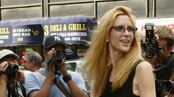 articles/2009/03/09/my-beef-with-ann-coulter/mccain---ann-coulter-_17129_jastuo