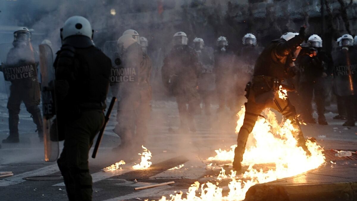 articles/2012/03/01/good-news-by-default/greek-riots_atwjun