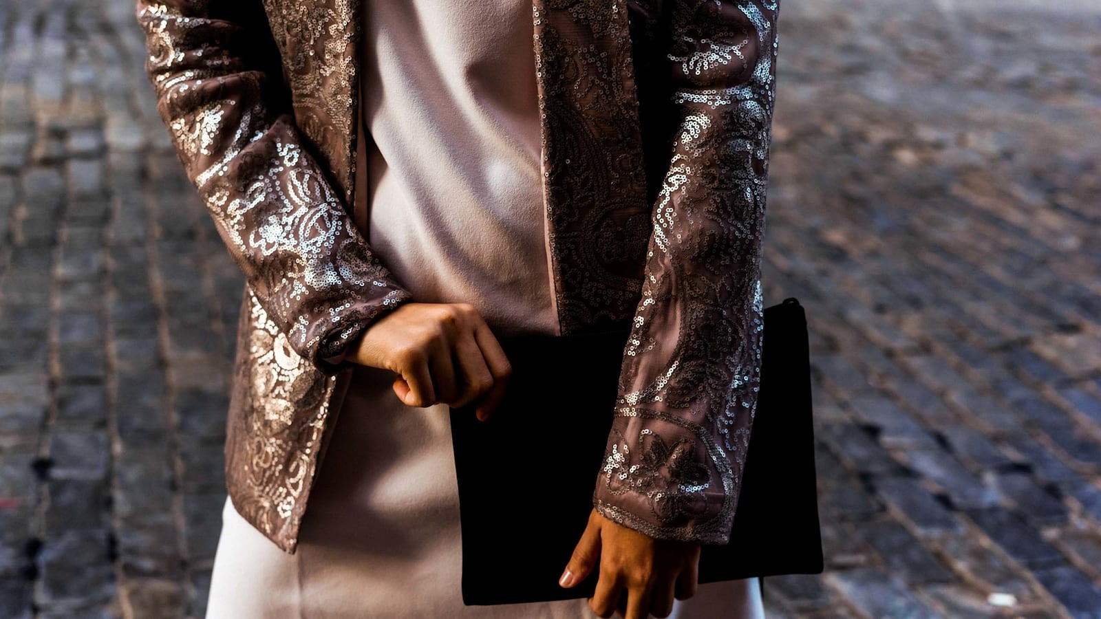 articles/2016/09/26/realizing-your-dream-style-without-breaking-the-bank/160921-ally-bank-jurien-tease_hdk5y2