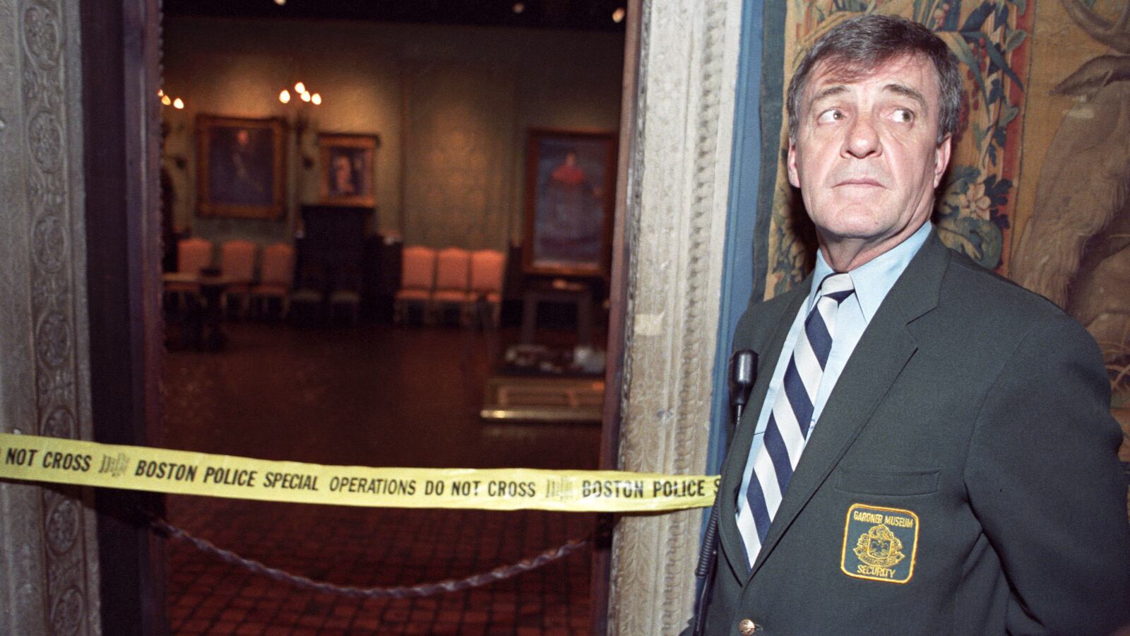 1990-03-21T000000Z_1707717248_GF2E46A18BR01_RTRMADP_3_ART-THEFT_q3orvw