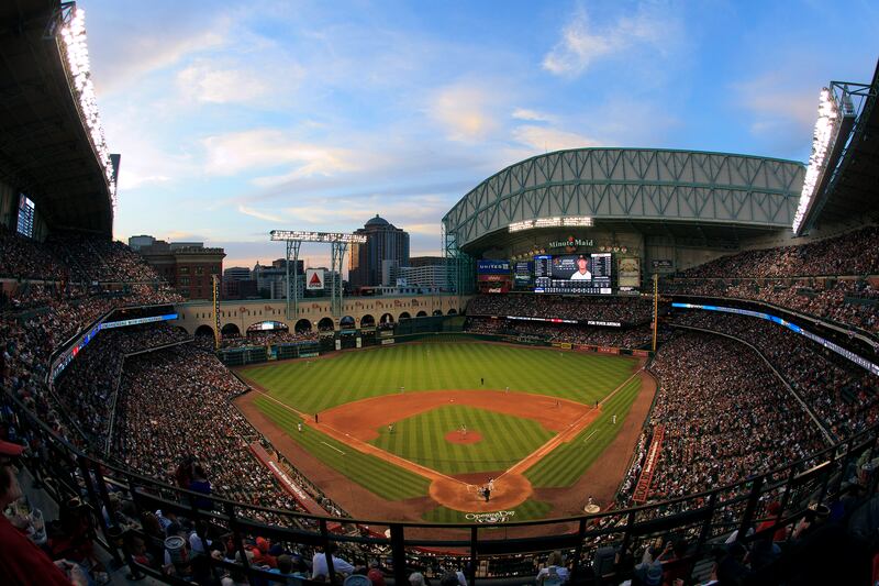 galleries/2014/04/21/best-bang-for-your-buck-baseball-stadiums-photos/mlb-stadium-rankings-houston_prb0j0