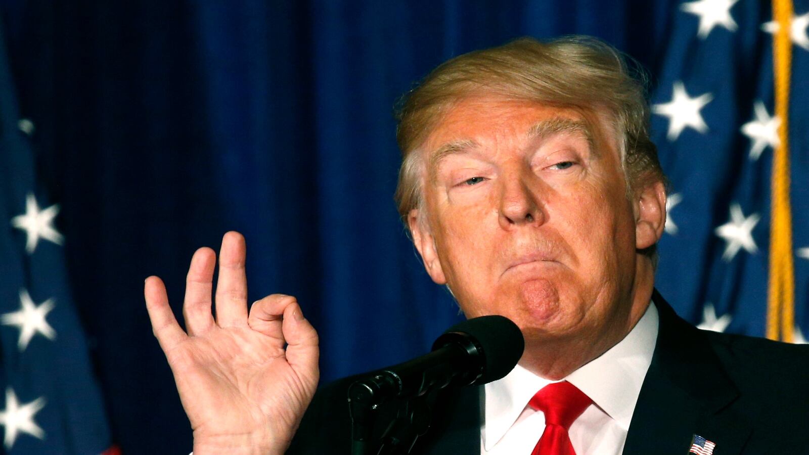 cheats/2016/05/17/poll-trump-now-just-3-points-behind-clinton-nationally/160517-trump-poll-cheat_xhh5f9