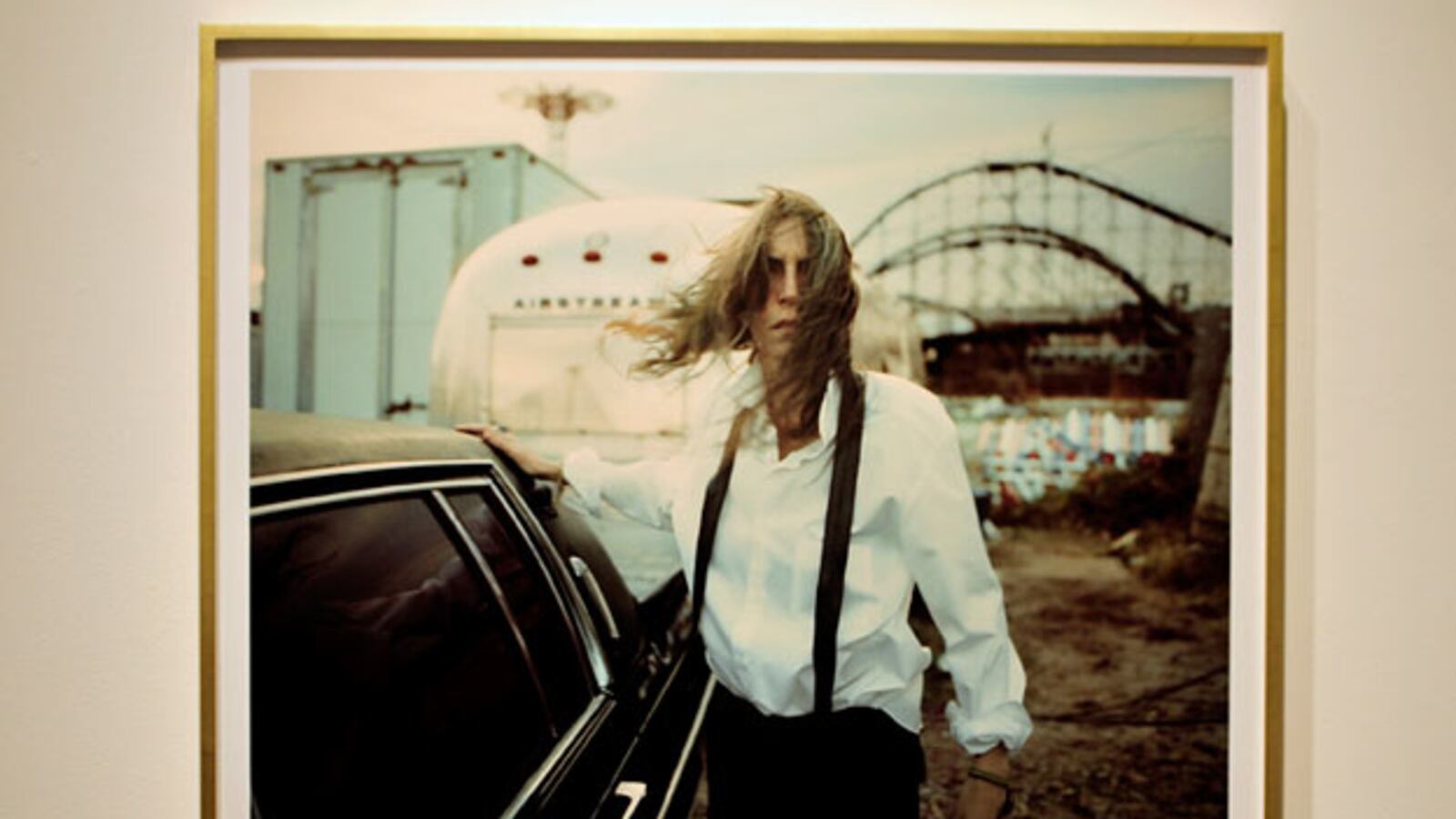 galleries/2010/01/08/patti-smith-and-steven-sebring-objects-of-life/patti-smith-8_oys4r2