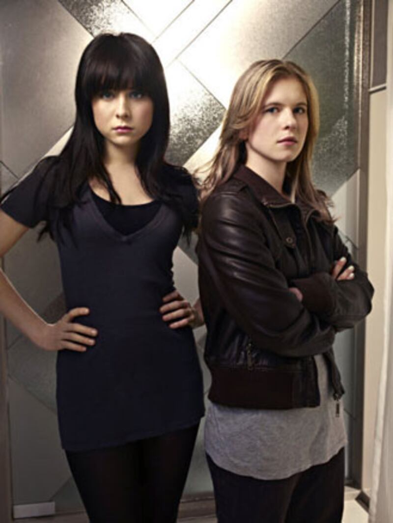 galleries/2010/01/09/15-reasons-to-watch-tv-this-winter/midseason-tv---caprica_qmlyco