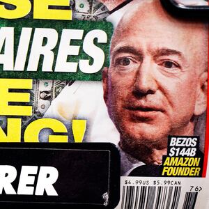 190410-arciga-bezos-tease_l4z8iz