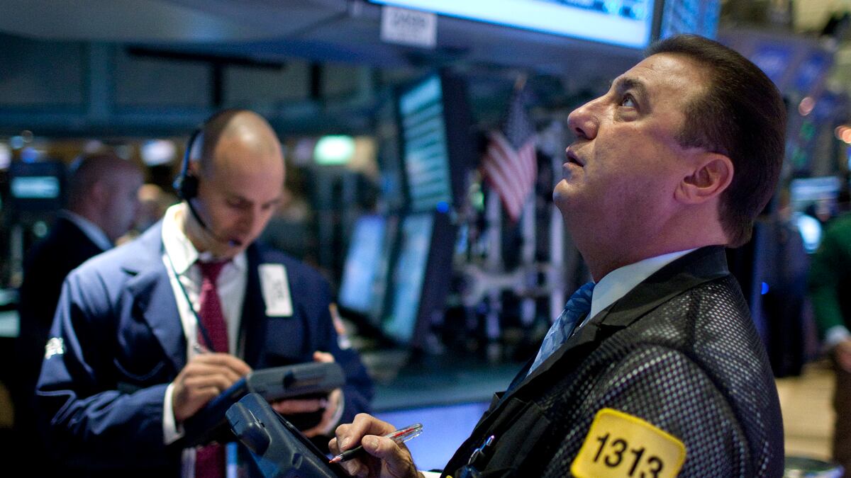 cheats/2011/10/25/netflix-stock-drops-36-percent/markets-box_z77ycu