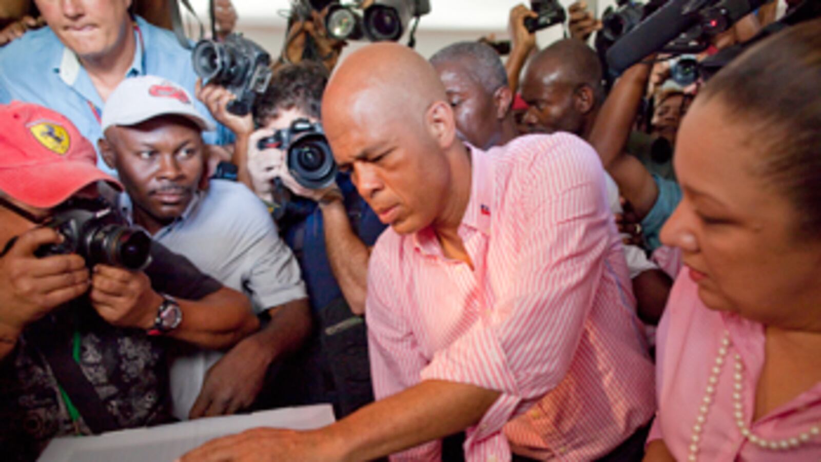 cheats/2011/04/04/ex-carnival-singer-wins-haiti-election/michel-martelly-haiti-elections_ktwkf8