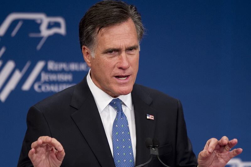 articles/2011/12/08/mitt-romney-s-camp-gets-tough-on-newt-gingrich/romney-slams-gingrich-grove_qfku8f