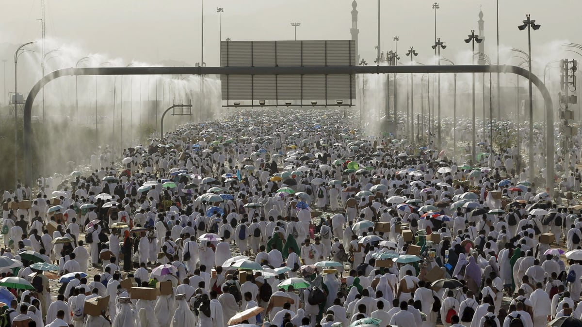 cheats/2015/09/24/over-200-killed-in-saudi-stampede/150923-saudi-mecca-cheat_yrm0yv