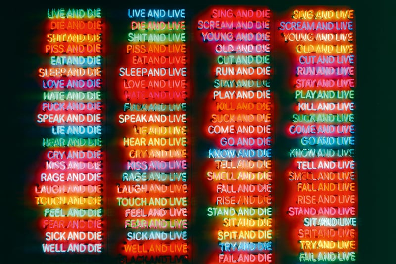 articles/2014/05/08/the-artist-who-gets-away-with-everything/140507-jones-nauman-tease_eungdz