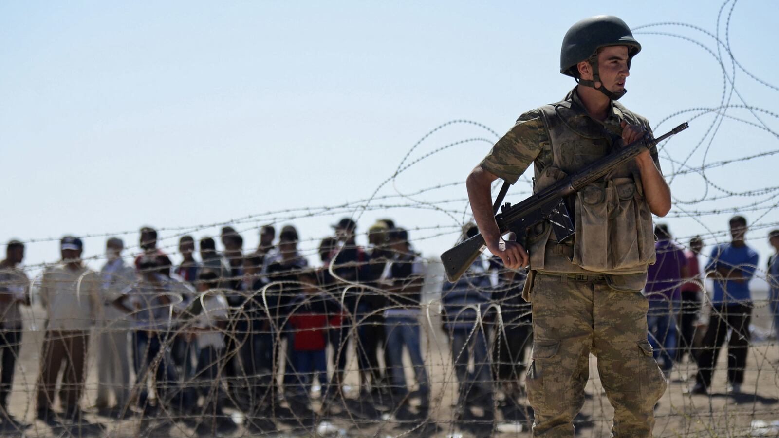 cheats/2014/09/22/kurds-halt-isis-in-syria-near-turkey/140921-isis-kurds-cheat_pkpbuq
