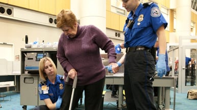 articles/2010/11/19/tsa-pat-down-policy-gender-vs-security/friedersdorf-tsa_142583_uya89s