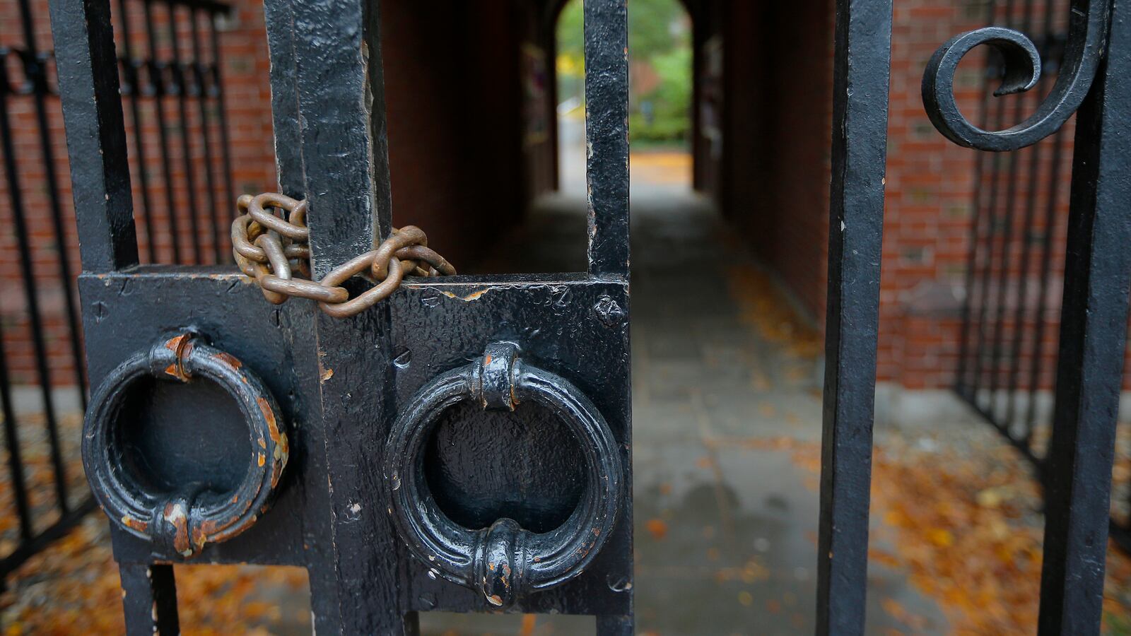 2014-10-04T120000Z_1433967992_GM1EAA41OTI01_RTRMADP_3_USA-HARVARD-THREAT_hglshc