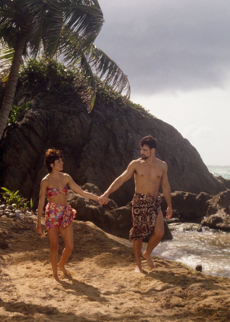 DAYS OF OUR LIVES -- "Winter Heat" -- Lisa Rinna as Billie Reed, Robert Kelker-Kelly as Bo Brady.