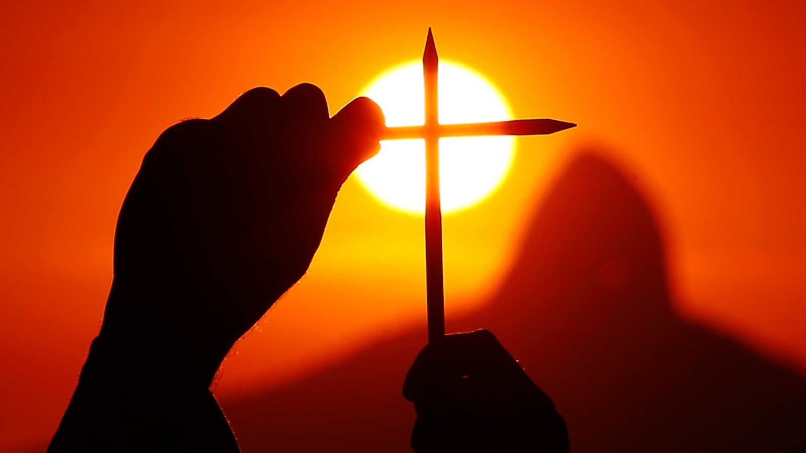 articles/2015/02/28/why-i-m-coming-out-as-a-christian/150228-cox-coming-out-christian-tease_ct5suc