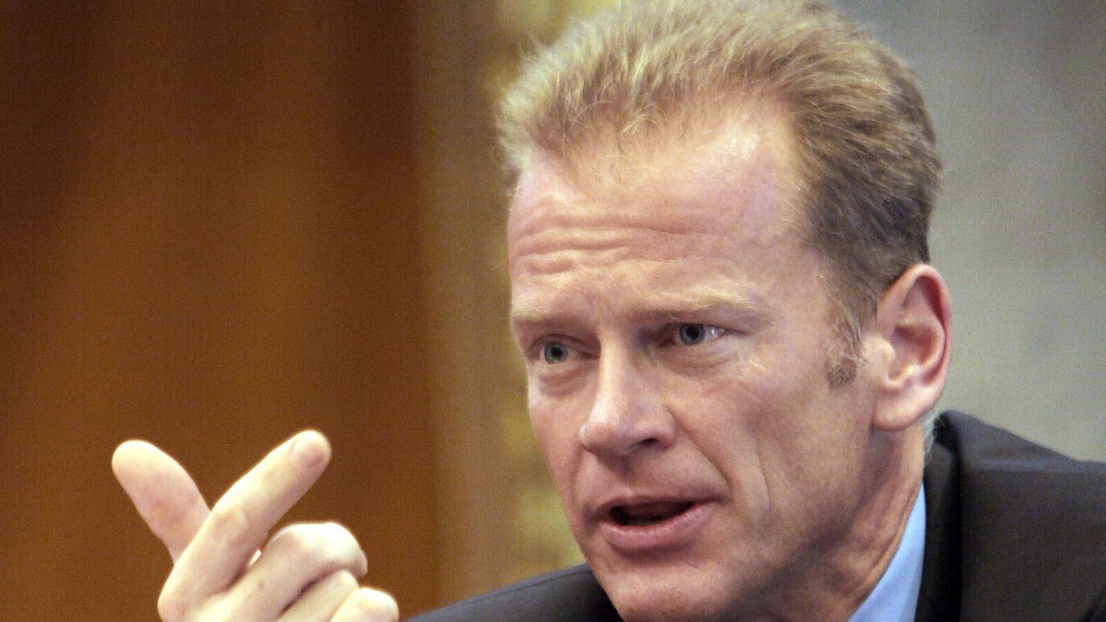 articles/2013/07/23/swisscom-head-schloter-dies-in-rare-ceo-suicide/130723-carsten-schloter-tease_fj395r